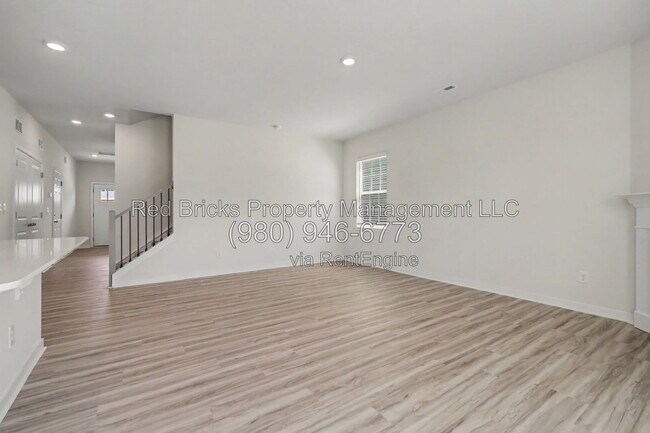 Building Photo - 524 Blackpool Ct