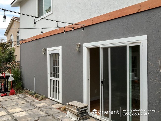 Building Photo - 4765 34th St