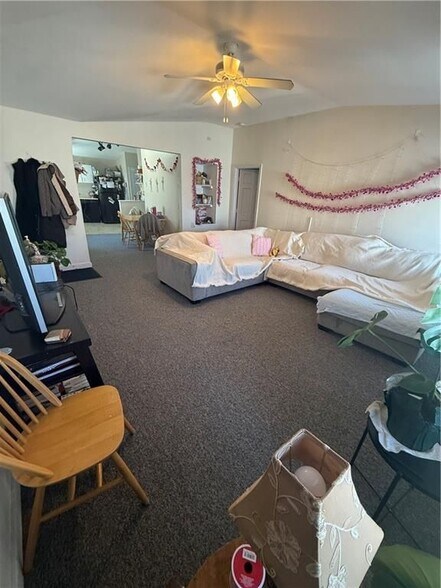 Building Photo - 9 Narragansett Ave