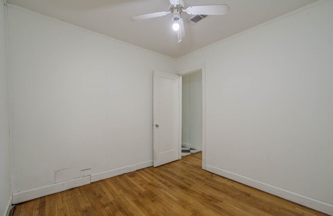 Building Photo - 1428 Wentworth St