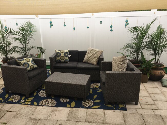 Building Photo - 4300 N Ocean Dr