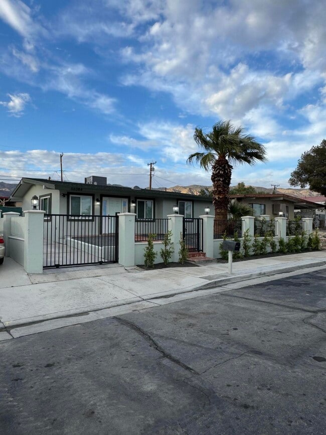 Building Photo - 66384 First St