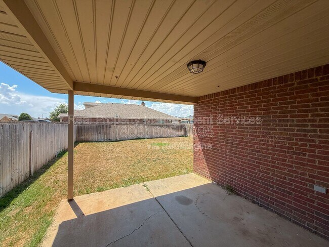 Building Photo - 9104 Quincy Ave