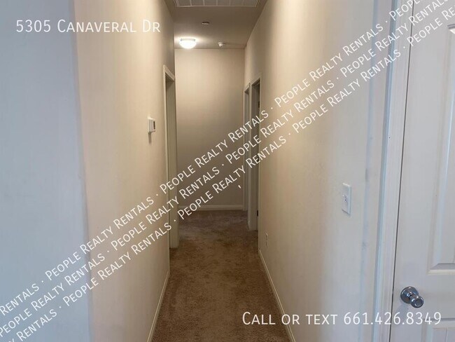 Building Photo - 5305 Canaveral Dr
