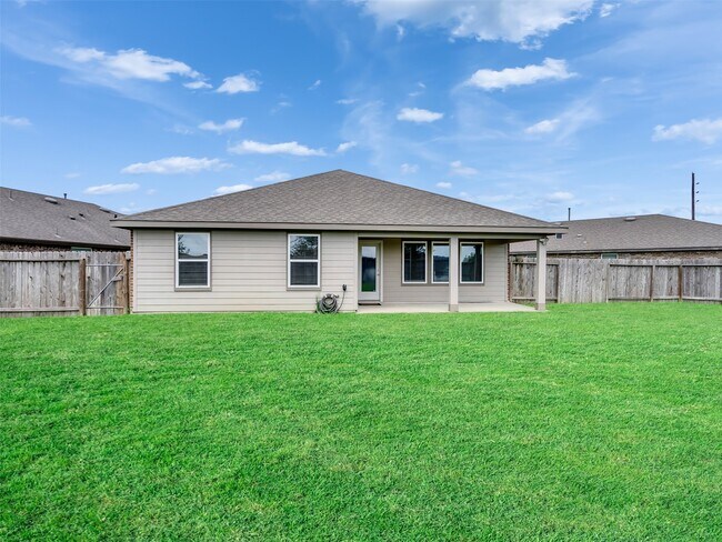 Building Photo - 8003 Black Forest Ln