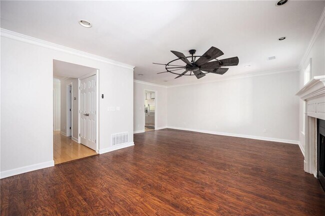 Building Photo - 2103 Kristen Ct