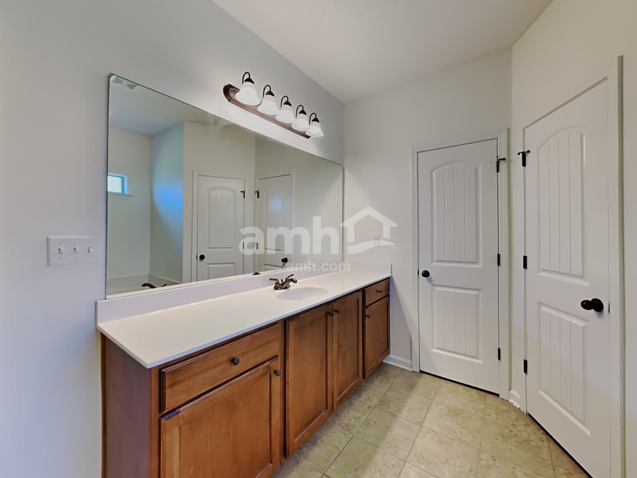 Building Photo - 10361 Cooper Ridge Cv