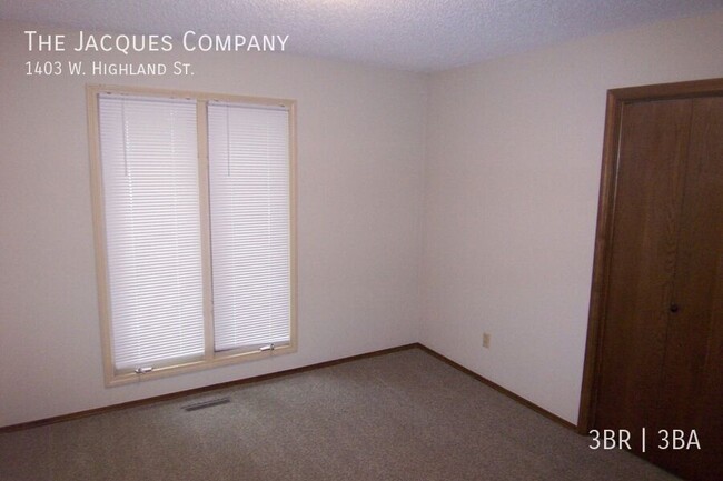 Building Photo - 1403 W Highland St