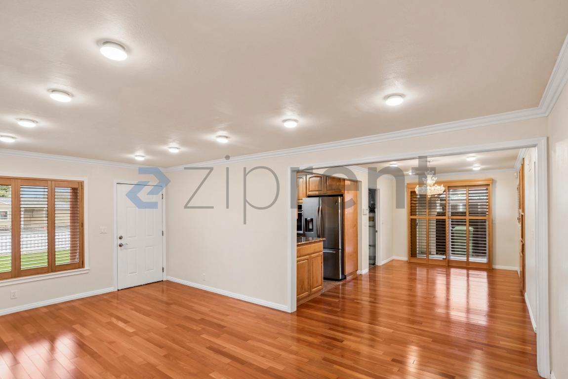 Building Photo - 1141 Kiely Blvd