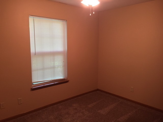 Building Photo - Pre-Leasing for 26/27 School Year