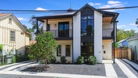 Building Photo - 311 Refugio St