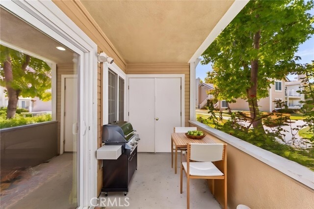 Building Photo - 3860 Amberly Dr