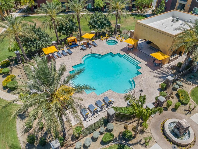 Building Photo - Summerly at Zanjero