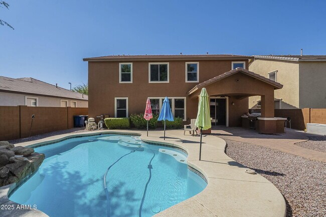 Building Photo - 3484 E Gary Way