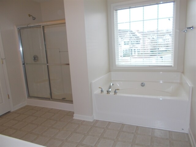 Building Photo - 225 Mott Rd