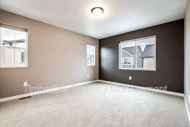 Building Photo - 5833 Spring Breeze Dr