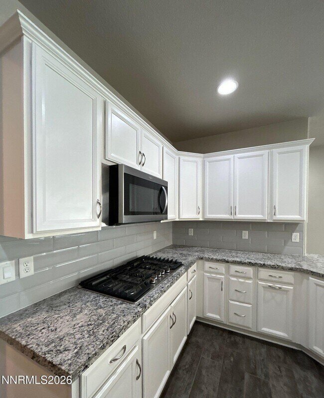 Building Photo - 774 Sweet Briar Ln