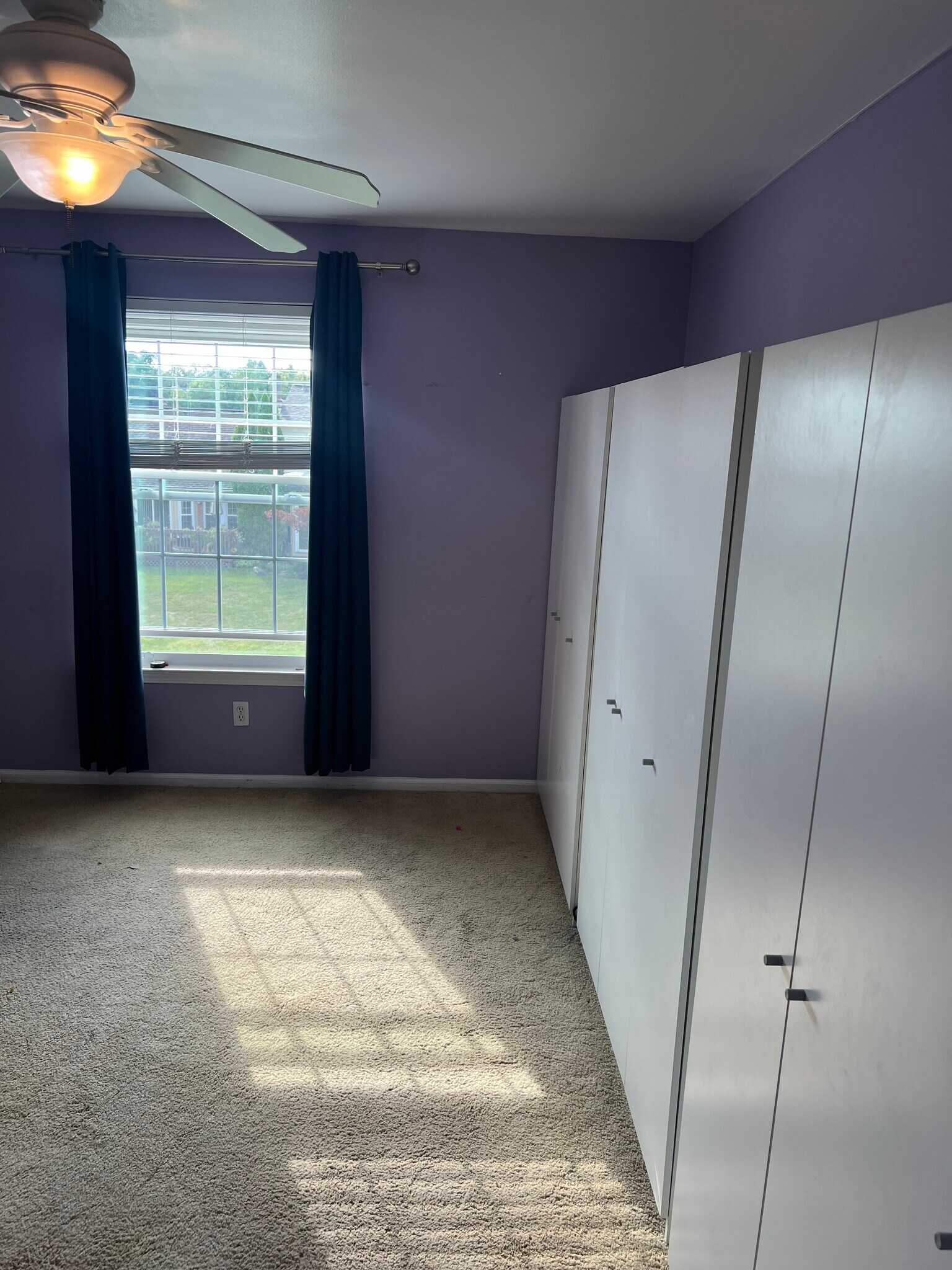 Building Photo - 3084 Village Cir