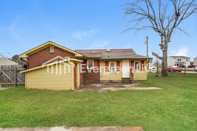 Building Photo - 141 Stewart Rd SE