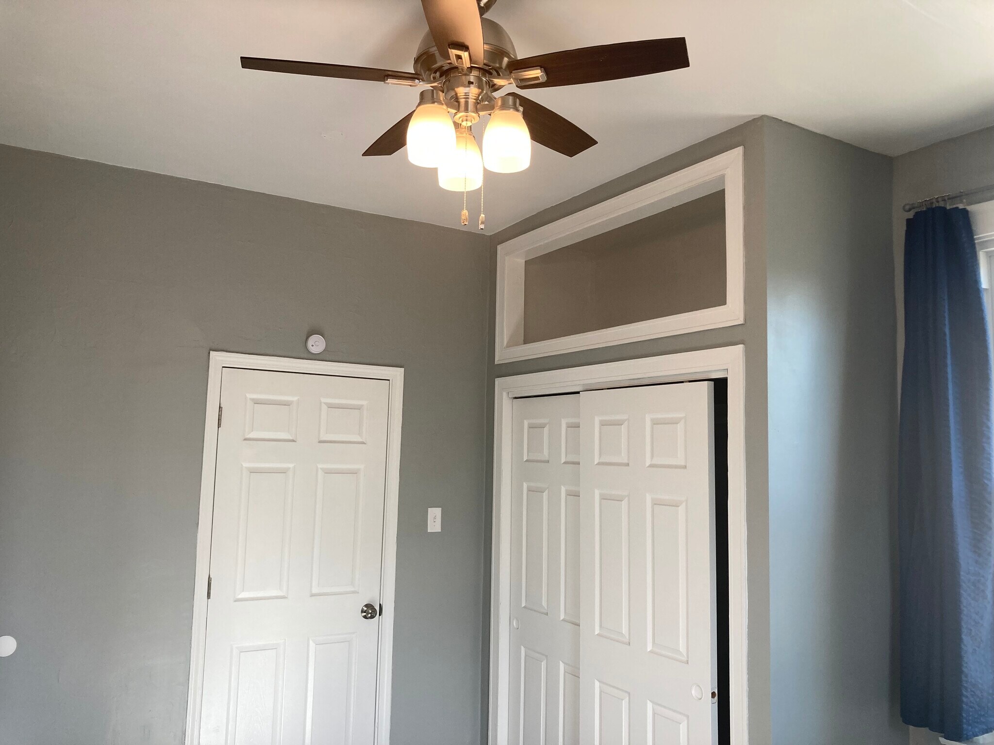 Building Photo - 8 N Indiana Ave