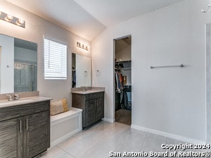Building Photo - 15066 PALM DESERT Ct
