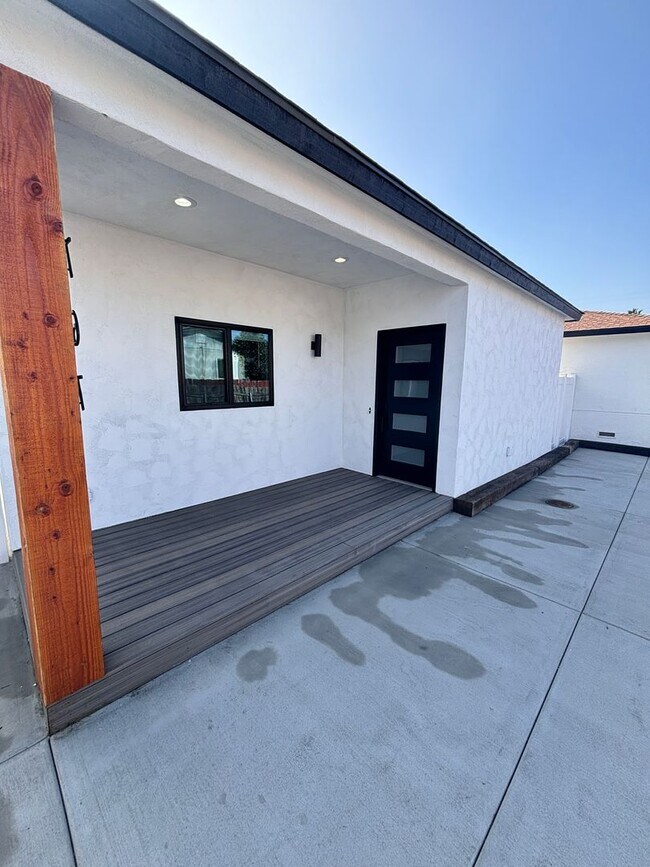 Building Photo - NEW CONSTRUCTION! 3 BED/2 BATH RESIDENCE A...