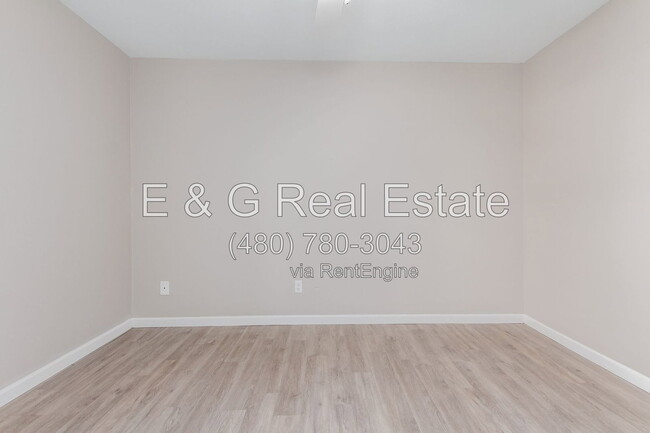 Building Photo - 4530 E Camino Cir
