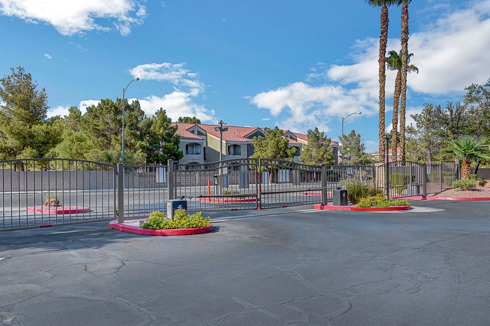 Building Photo - 2300 E Silverado Ranch Blvd