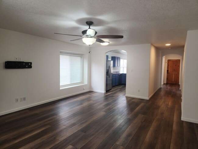 Building Photo - 1943 Busher St SE