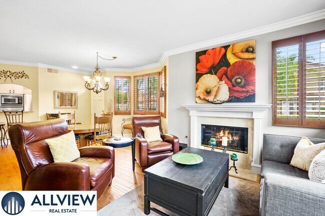 Building Photo - Fully Furnished Townhome with Attached Garage in Aliso Viejo!