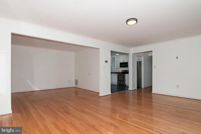 Building Photo - 11400 Dorchester Ln