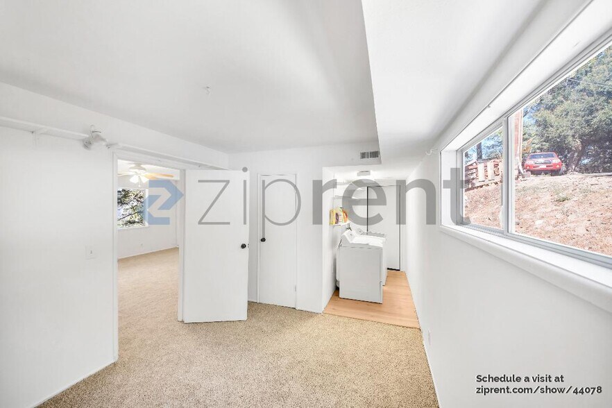 Building Photo - 129 Zermatt Dr