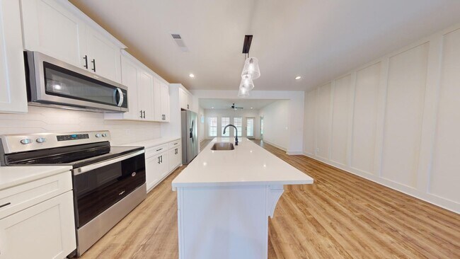 Building Photo - Fox Run Village - Opelika