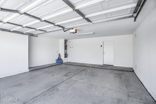 Building Photo - 3758 S Tower Ave
