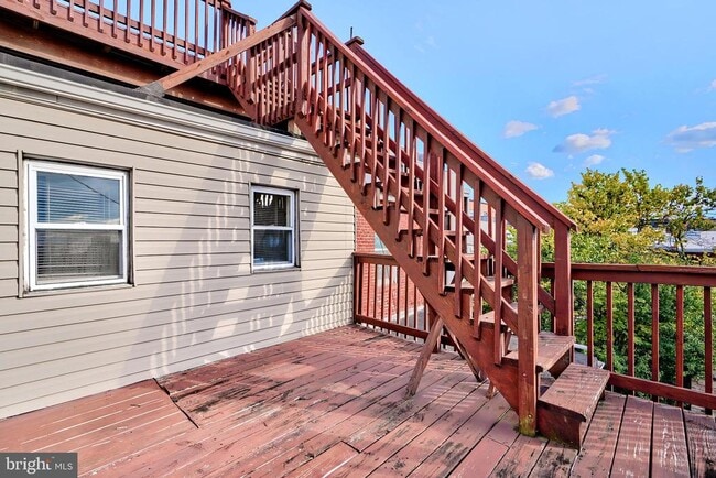 Building Photo - 1108 Baylis St