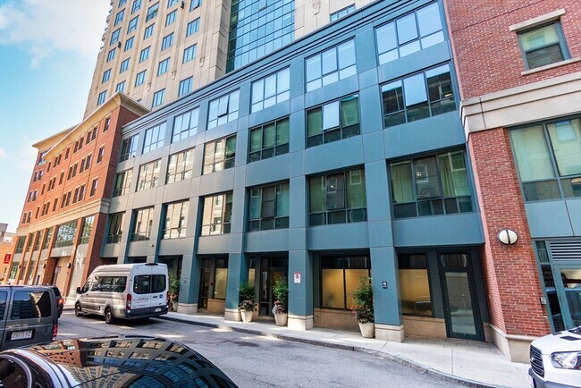 Building Photo - 1 Nassau St