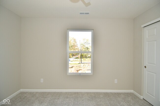 Building Photo - 9732 Evening Sky Way