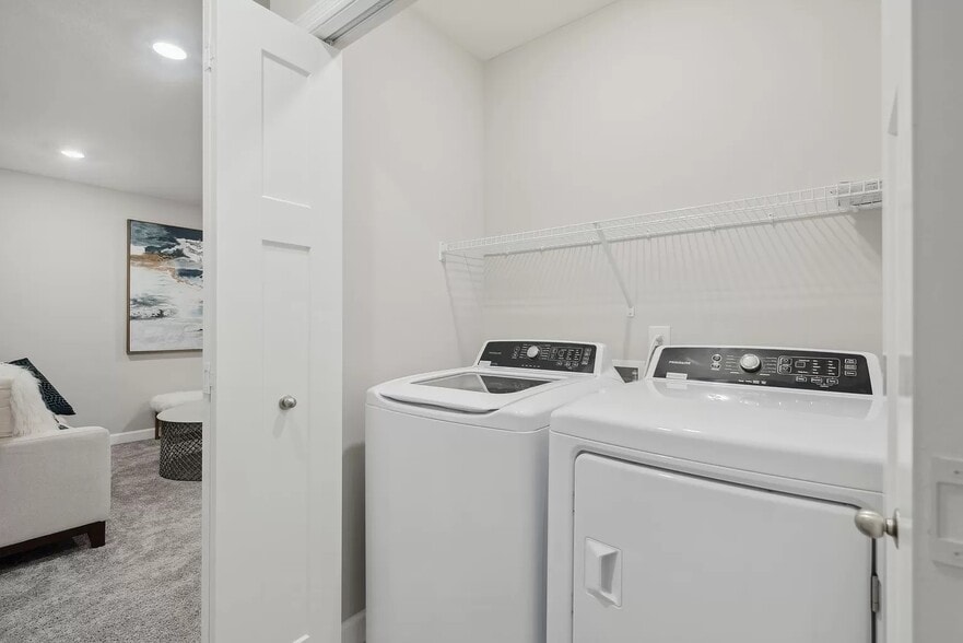 Washer, Dryer - 5217 Long Pointe Pass