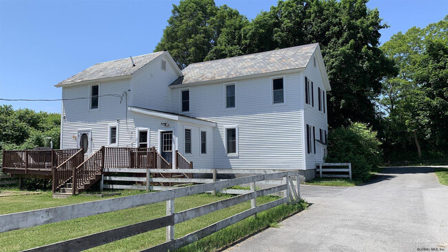 Building Photo - 234 Colebrook Rd