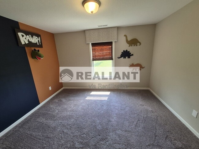 Building Photo - 10513 Greenbrook Dr