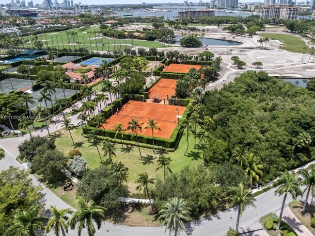 Building Photo - 19143 Fisher Island Dr