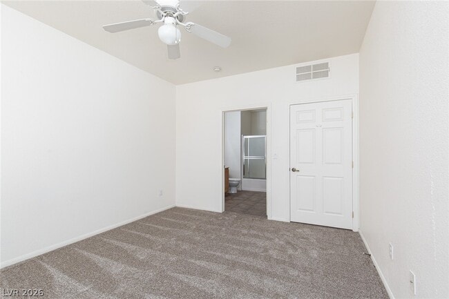 Building Photo - 5855 Valley Dr