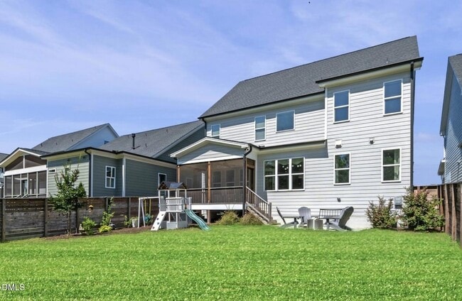 Building Photo - 217 Tumbling River Dr