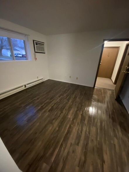 Building Photo - 3229 Sycamore Ter