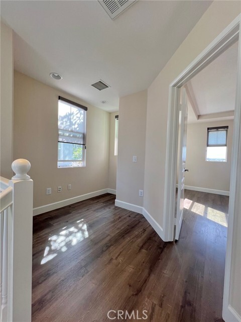 Building Photo - 46 Hinterland Way