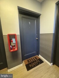 Building Photo - 500 S Courthouse Rd