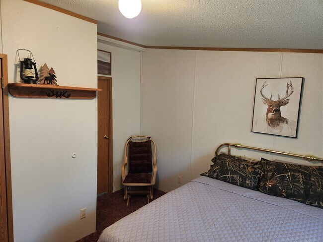 Building Photo - Piedmont   Hunters Haven