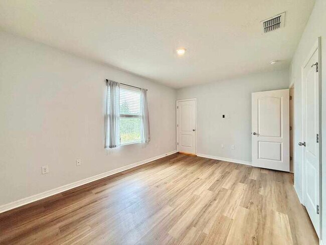 Building Photo - 212 Feltrim Reserve Blvd