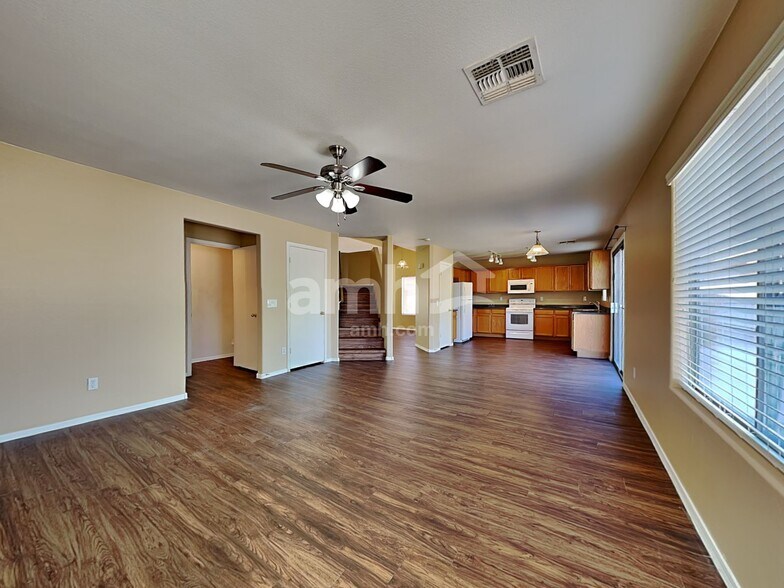 Building Photo - 6222 W Southgate St