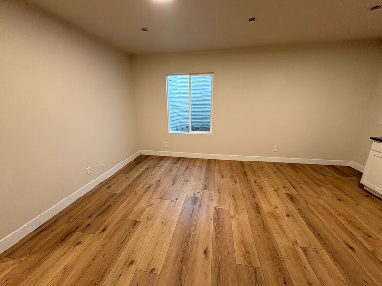 Building Photo - 5472 N Orville St